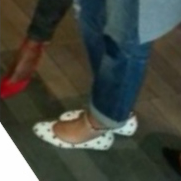 Alice & Olivia polka dot calf hair ballet flats with ankle strap. Size 8 1/2 - Picture 8 of 11